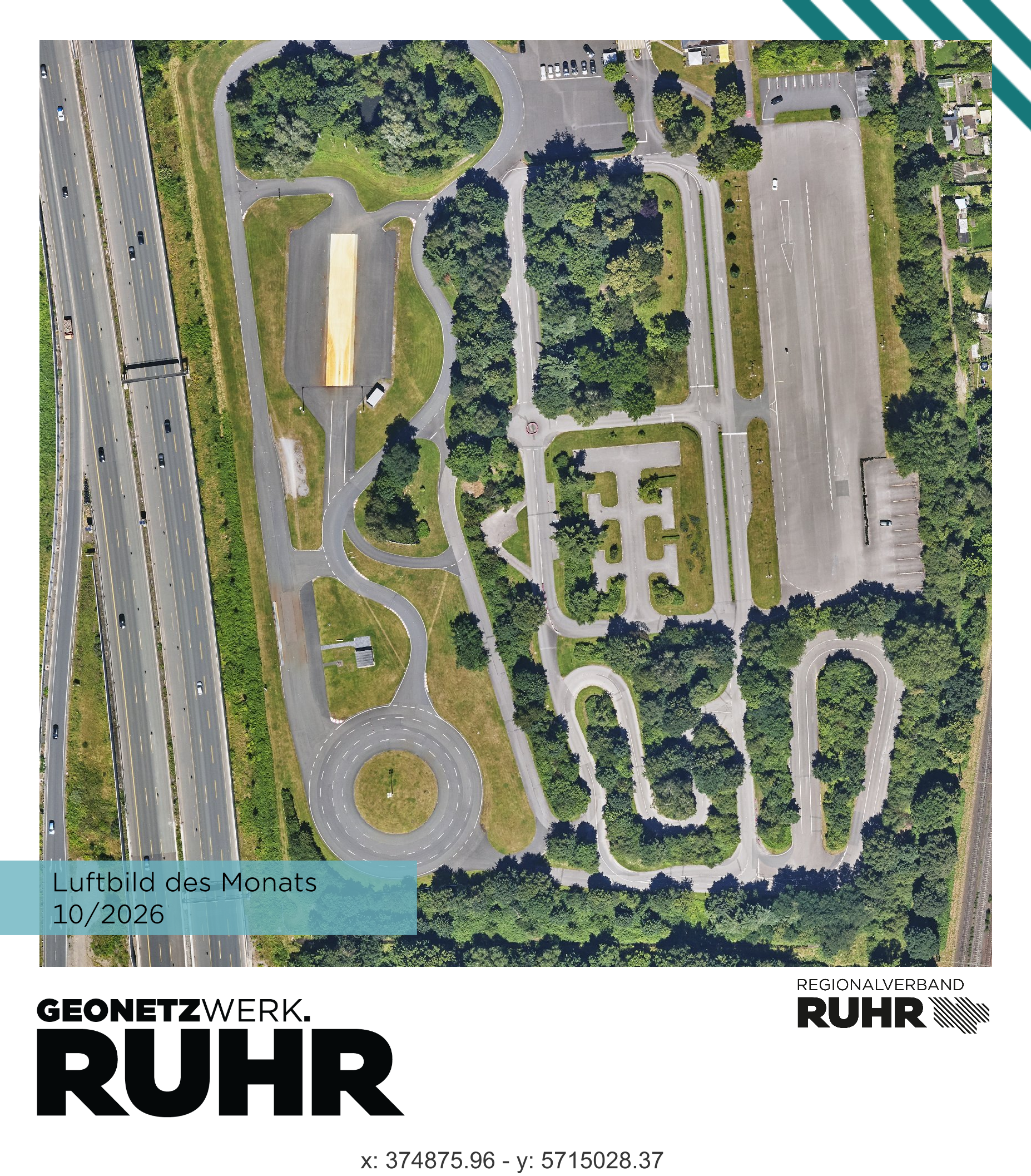 ADAC Verkehrsübungsplatz Recklinghausen Verkehrsübungsplatz mit Kreuzungen und Windungen neben einer Autobahn